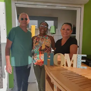 Hébergement de vacances Jeune Tournesol, Sainte-Anne (Grande-Terre)