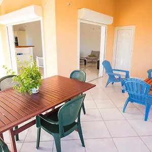 Hébergement de vacances Le Carambolier, Sainte-Anne (Grande-Terre)